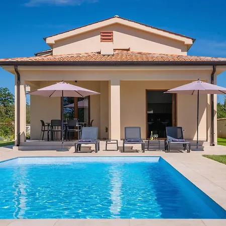 Luca By Interhome Poreč