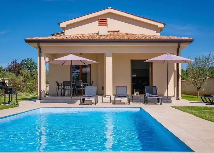 Luca By Interhome Poreč