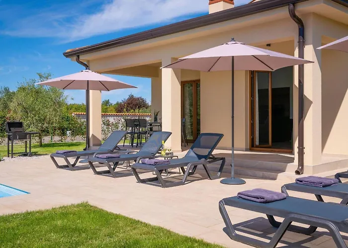 Ferienhaus Luca By Interhome Poreč