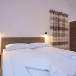 בית נופש Luca By Interhome