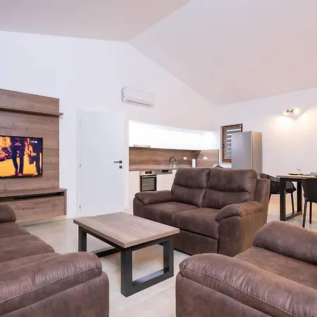 Luca By Interhome Casa vacanze Porec