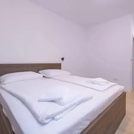 Luca By Interhome Porec